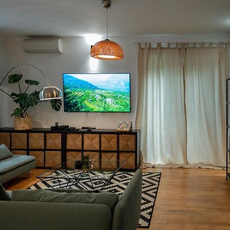 Green Corner Apartment Bukarest Eksteriør billede