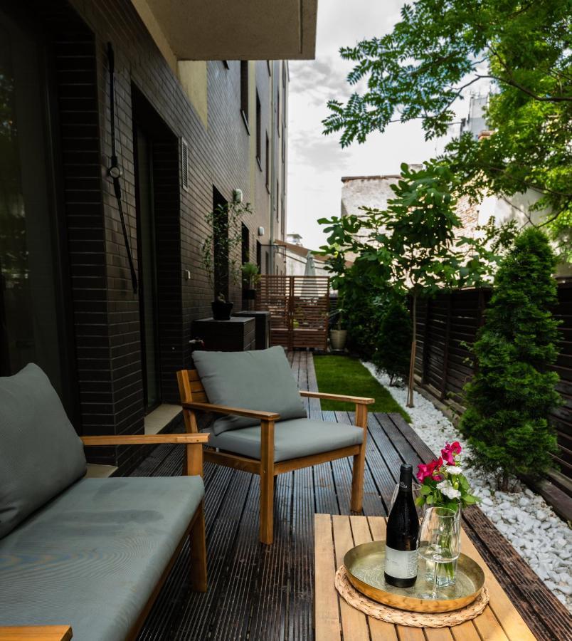 Green Corner Apartment Bukarest Eksteriør billede
