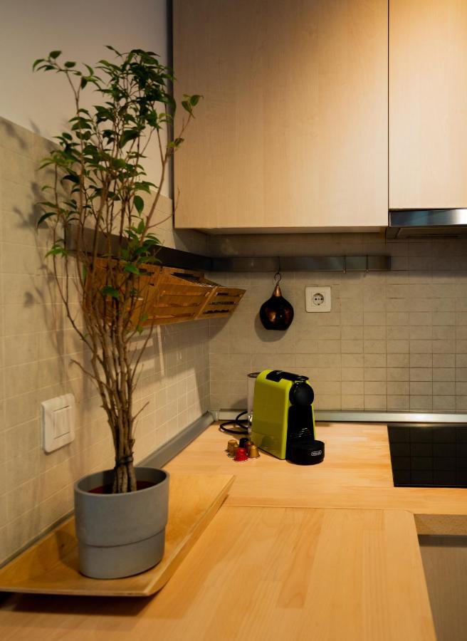 Green Corner Apartment Bukarest Eksteriør billede